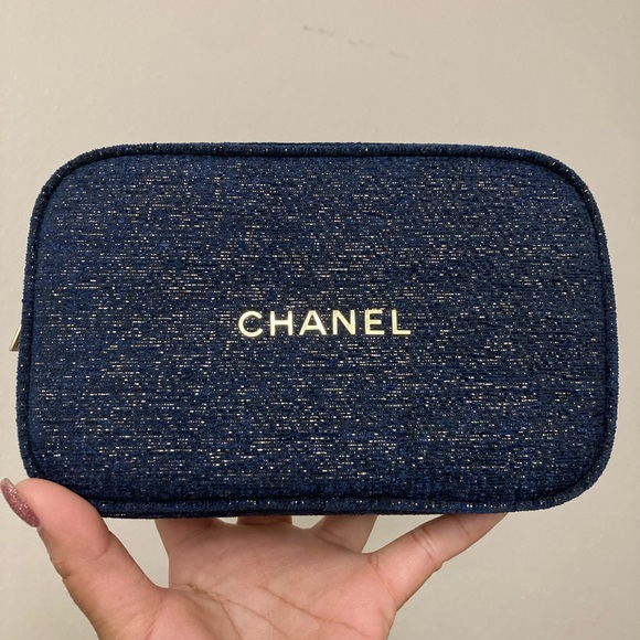 BRAND NEW Chanel LipGloss Trio Holiday Giftset 2023 - Picture 5 of 7